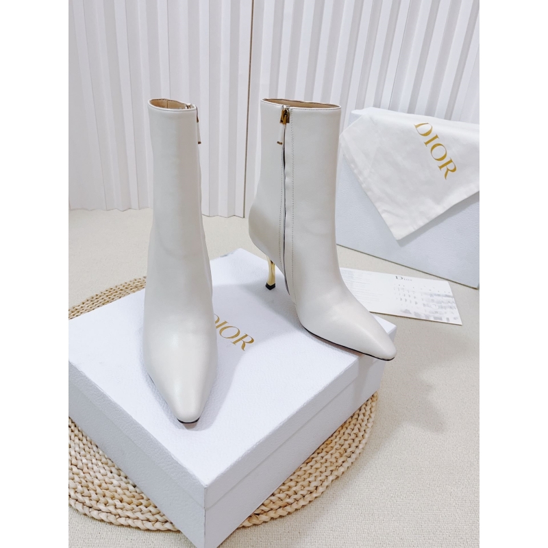 ch**an D*or boots